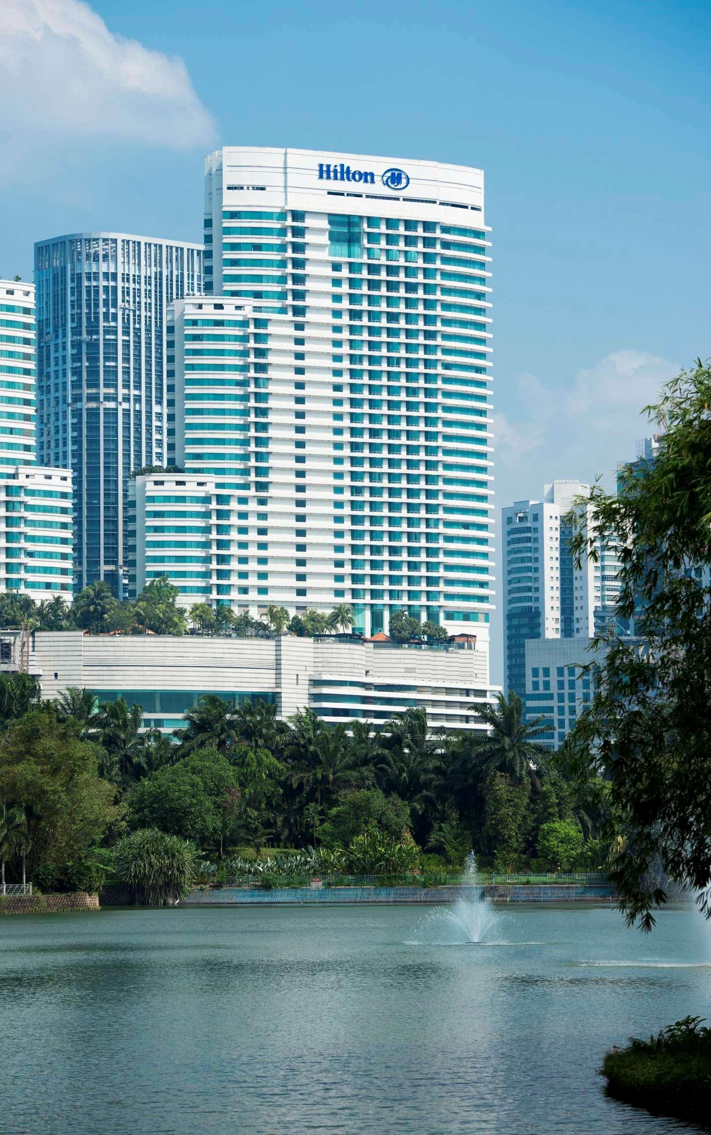 Hotel Hilton Kuala Lumpur Zewnętrze zdjęcie The Berlian, one of the first high-rise condominium projects in the city